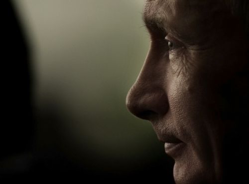 Ψήφο εμπιστοσύνης στο ευρώ, αλλά όχι στους Ευρωπαίους δίνει ο Πούτιν