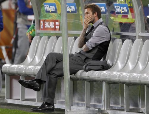 Επίθεση Άγγλου οπαδού κατά Μπέκαμ στα αποδυτήρια