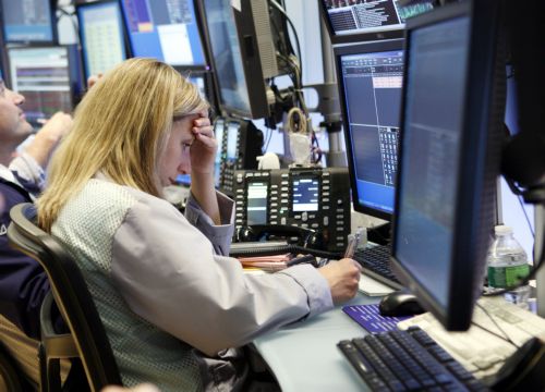 Τις 925 μονάδες αγγίζουν τα CDS των ελληνικών πενταετών ομολόγων