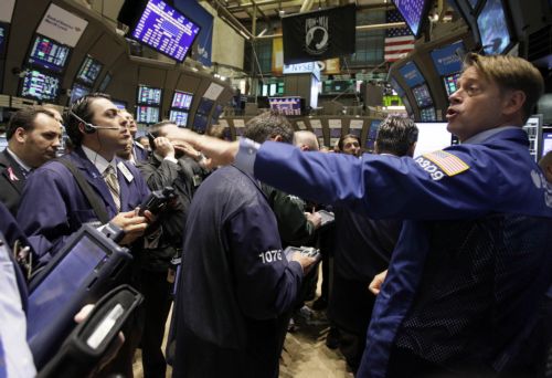 Μικρή άνοδος στις αγορές της Ευρώπης και τη Γουόλ Στριτ την Πέμπτη