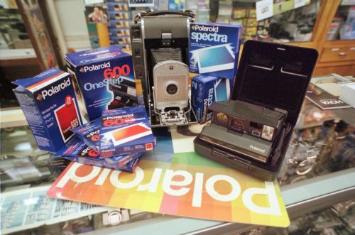 H (παλιά) Polaroid ζει και βασιλεύει