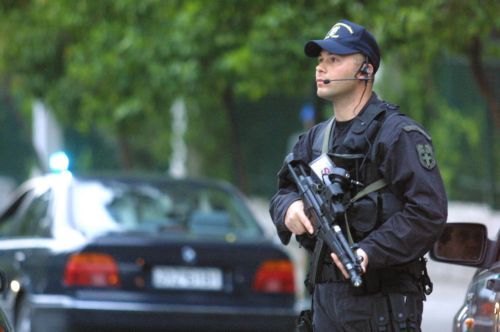 Επίκειται διαγωνισμός για 500 ειδικούς φρουρούς