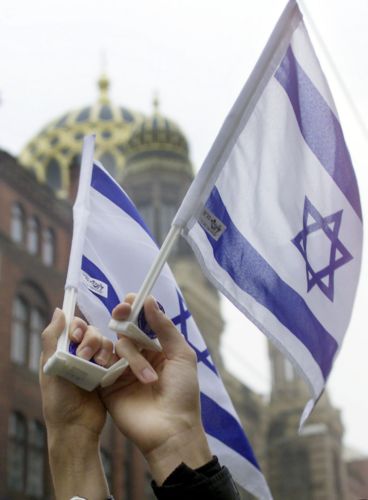 Λιθοβολισμός Εβραίων χορευτών από νεαρούς σε φεστιβάλ δρόμου στο Αννόβερο