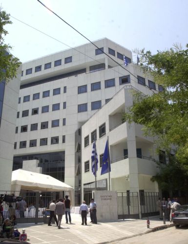 Τροπολογία για τον καθορισμό της βασικής σύνταξης με υπουργικές αποφάσεις