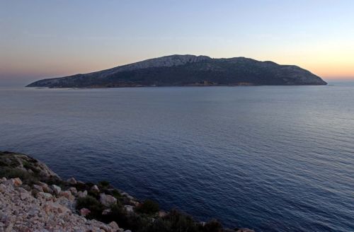 Σε πώληση ελληνικά νησιά, σύμφωνα με δημοσίευμα του Guardian