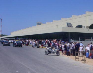 Aτύχημα στο αεροδρόμιο της Ρόδου με το ιδιωτικό τζετ του σεΐχη του Κατάρ