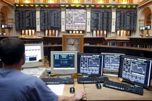 «Πιθανή» στο προσεχές διάστημα η υποβάθμιση της Ισπανίας από τη Moody’s