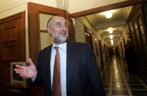 Έως την Τρίτη συνεχίζουν την αποχή τους οι βαθμολογητές των Πανελληνίων