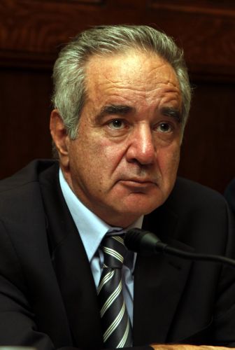 Προσφυγές εναντίον εργασιακών μέτρων και Ασφαλιστικού δρομολογούν κοινωνικοί φορείς