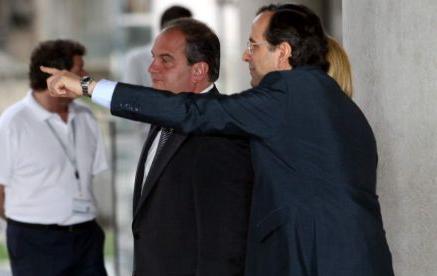 Βαθύ ρήγμα στις σχέσεις Σαμαρά – Καραμανλή