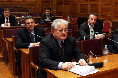 Γκάφα, κατά τη ΝΔ, τα περί ύπαρξης «γαλάζιου υπουργού» στην υπόθεση Siemens