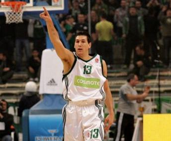 Ο Διαμαντίδης ανανέωσε για τρία χρόνια με τον Παναθηναϊκό