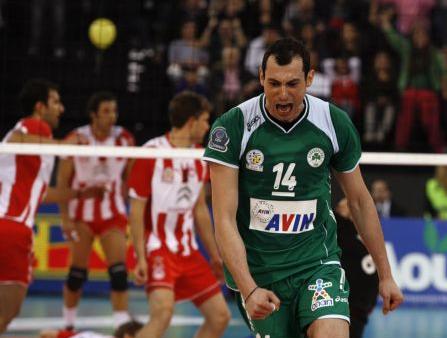 Εμεινε στον Παναθηναϊκό με μείωση αποδοχών ο Πανταλέων