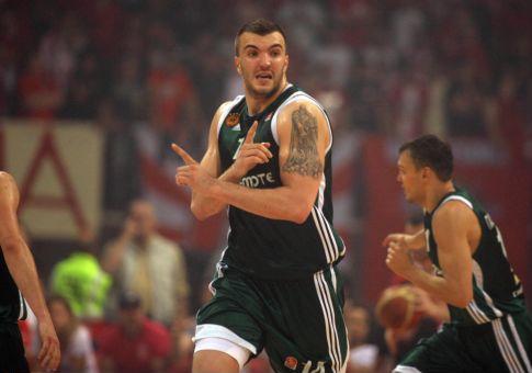 Οι Τίμπεργουλφς αφήνουν ανοιχτό το θέμα Πέκοβιτς