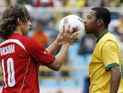 Βραζιλία – Χιλή και Ολλανδία – Σλοβακία τη Δευτέρα