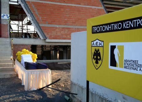 Η ΑΕΚ άνοιξε τις πύλες στα Σπάτα και έκλεισε την πόρτα στον Χέρσι