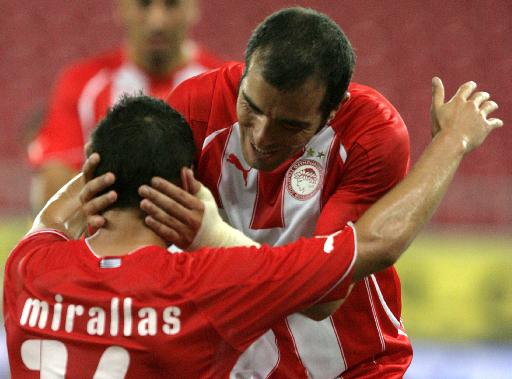 «Εξάρες» και πρόκριση για τον Ολυμπιακό