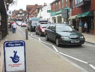 Η ζωή δίπλα σε κεντρικές οδικές αρτηρίες ενέχει κινδύνους για την υγεία της καρδιάς