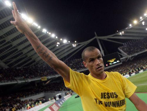 Η συγγνώμη του «Ρίμπο» που δηλώνει οπαδός του Ολυμπιακού