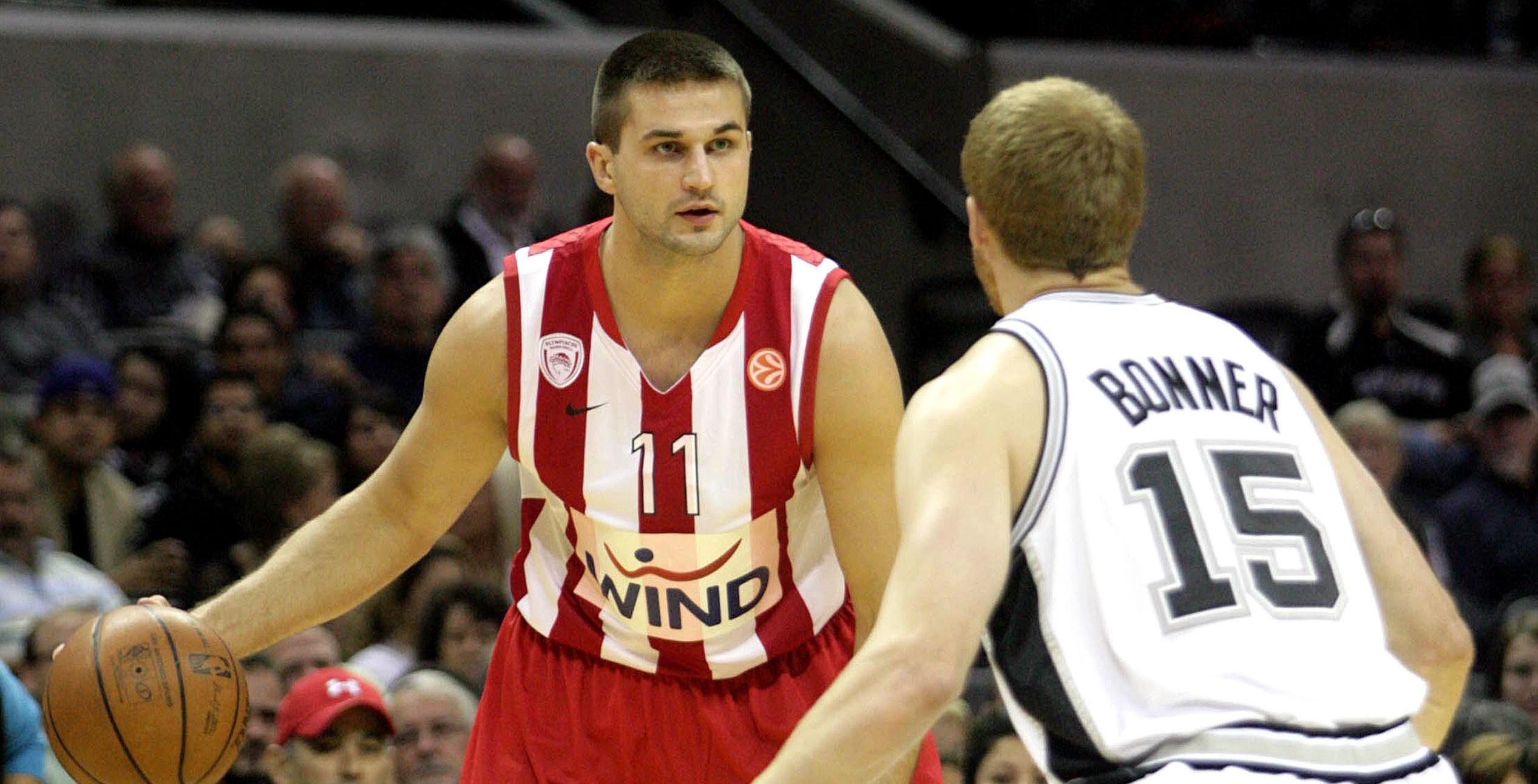 Στους Ράπτορς ο Κλέιζα, προς Σισκάουσκας ο Ολυμπιακός