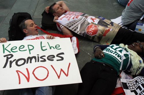 Η πρώιμη έναρξη θεραπείας «κλειδί» για την αντιμετώπιση του ιού του AIDS, λέει ο ΠΟΥ