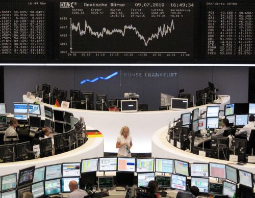 Ενισχυμένοι οι χρηματιστηριακοί δείκτες σε Ευρώπη και Γουόλ Στριτ την Παρασκευή