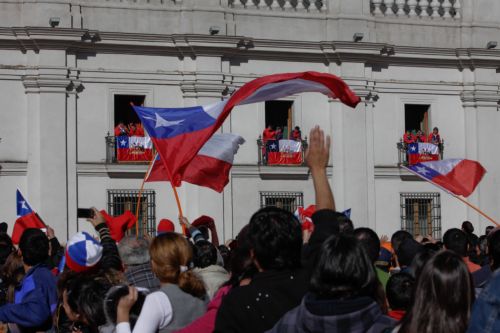 Αποθεωτική υποδοχή στην αποστολή της Χιλής