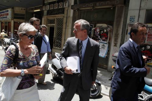 «Σε καλό δρόμο η Ελλάδα» διαπιστώνει η τρόικα στην πρώτη ενδιάμεση αξιολόγησή της