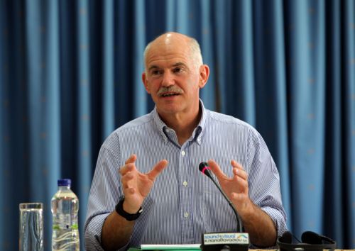 Οι ιδέες και οι πρακτικές της ΝΔ είναι που πτώχευσαν, απάντησε ο Γ.Παπανδρέου στον Αντ.Σαμαρά