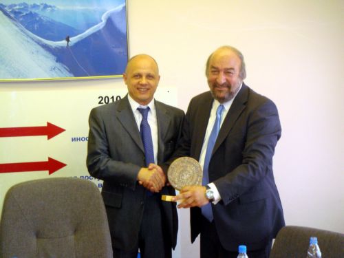 Στόχος οι Ρώσοι τουρίστες να φτάσουν το 1 εκατομμύριο ετησίως, λέει ο Γ.Νικητιάδης