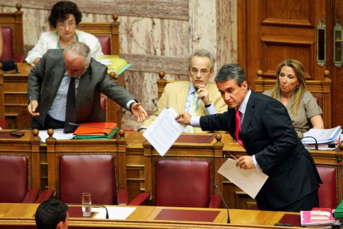 Με αλλαγές της τελευταίας στιγμής το Ασφαλιστικό στην Ολομέλεια