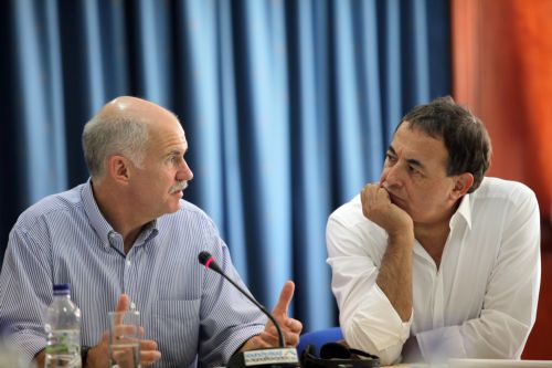 Μόνο με αναδιανομή πλούτου η έξοδος από την κρίση, δηλώνει ο Γ.Παπανδρέου