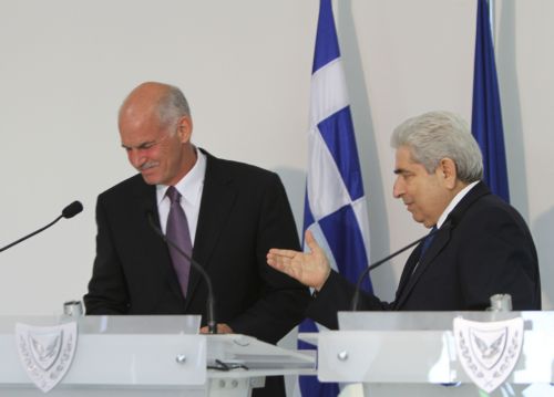 Με τον Δημήτρη Χριστόφια συναντήθηκε ο πρωθυπουργός στην Κύπρο