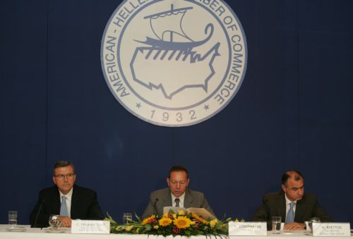 Σημαντικό το όφελος από το άνοιγμα των κλειστών επαγγελμάτων, υποστηρίζει το ΙΟΒΕ