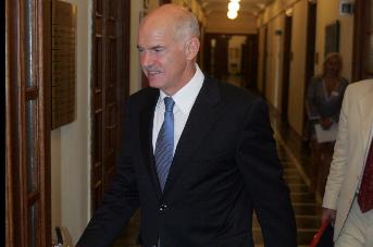 Πλαίσιο αρχών για το άνοιγμα των κλειστών επαγγελμάτων ζήτησε ο πρωθυπουργός