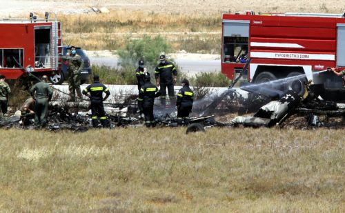 Τριήμερο πένθος στις Ένοπλες Δυνάμεις για τους δύο νεκρούς πιλότους του «Απάτσι»