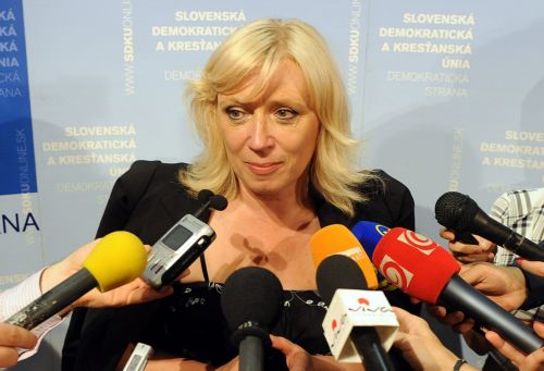 «Επαναδιαπραγμάτευση» της συνεισφοράς προς την Ελλάδα θα ζητήσει η Σλοβακία