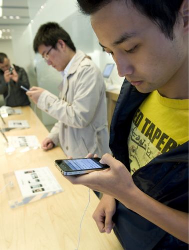 Νόμιμα πλέον τα «σπασμένα» κινητά τηλέφωνα στις ΗΠΑ