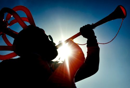 Βουβουζέλα… στοπ στην Κύπρο, με εντολή της αστυνομίας