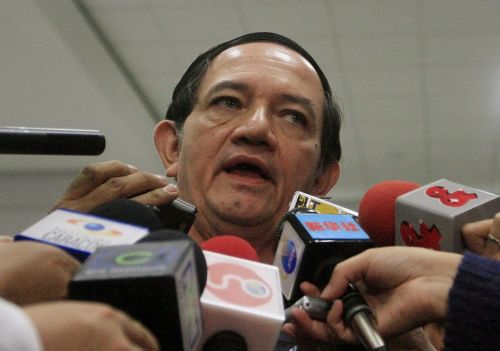 Ανακαλεί για διαβουλεύσεις η Βενεζουέλα τον πρέσβη της στην Κολομβία