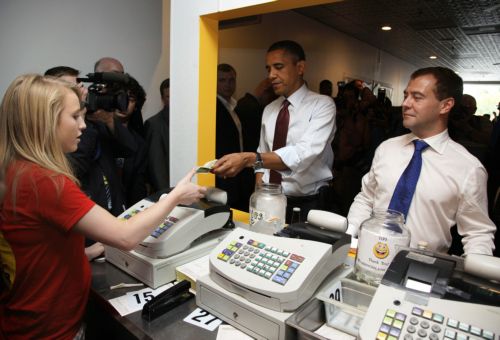 Πλούσιο το παρασκήνιο σχετικά με την «ανταλλαγή» κατασκόπων