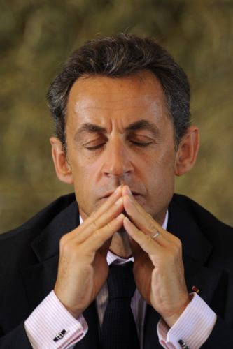 Στο 26% κατρακύλησε η δημοτικότητα του Νικολά Σαρκοζί