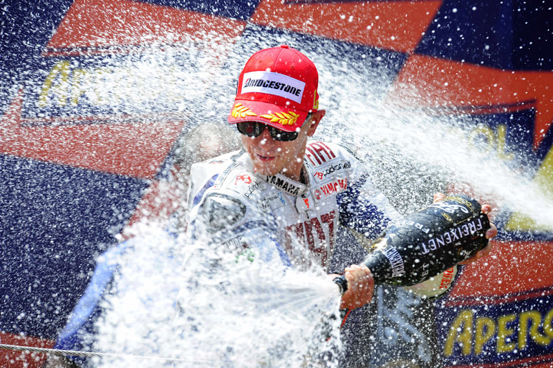 MotoGP Καταλονίας 2010: Πέντε στα επτά για τον Jorge Lorenzo!