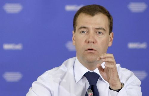 Επικύρωσε τον νόμο διεύρυνσης των εξουσιών της FSB ο Ντμίτρι Μεντβέντεφ