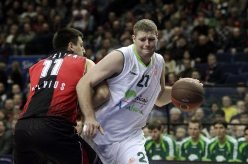 Ο Ολυμπιακός ενδιαφέρεται για τον Άρτσιμπαλντ