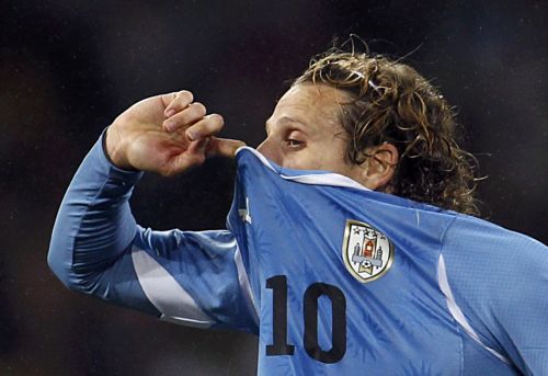 Καλύτερος παίκτης του Μουντιάλ 2010 ο Ντιέγκο Φορλάν