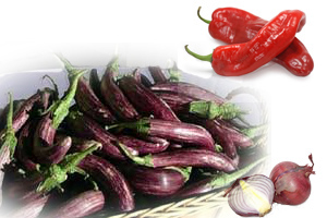 Μελιτζανοσαλάτα με κόκκινες πιπεριές