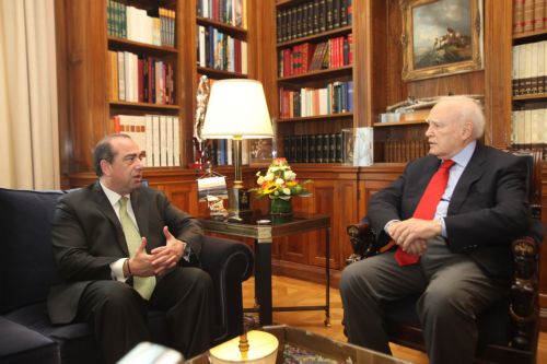 Συναντήσεις του Κύπριου ΥΠΕΞ με τον πρωθυπουργό και τον Πρόεδρο της Δημοκρατίας