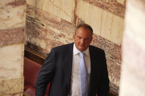 Δεν υπαγορεύει η επικαιρότητα τις κινήσεις του Κ.Καραμανλή, απαντά ο Πρ.Παυλόπουλος