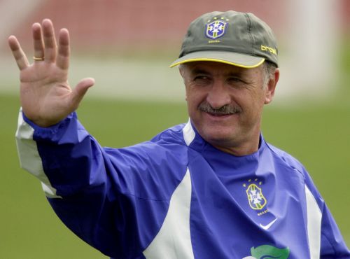 Σκολάρι και Λεονάρντο μεταξύ των πέντε υποψήφιων τεχνικών της Βραζιλίας